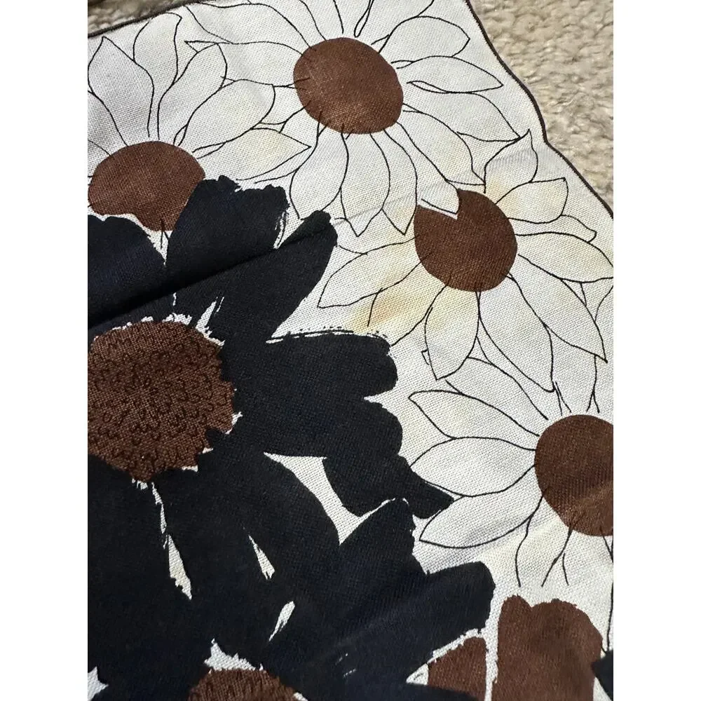 Vera Newman Napkins Set of 11 Floral daisies 16” Cotton brown white Mcm retro